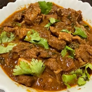 Paratha With Goat Curry